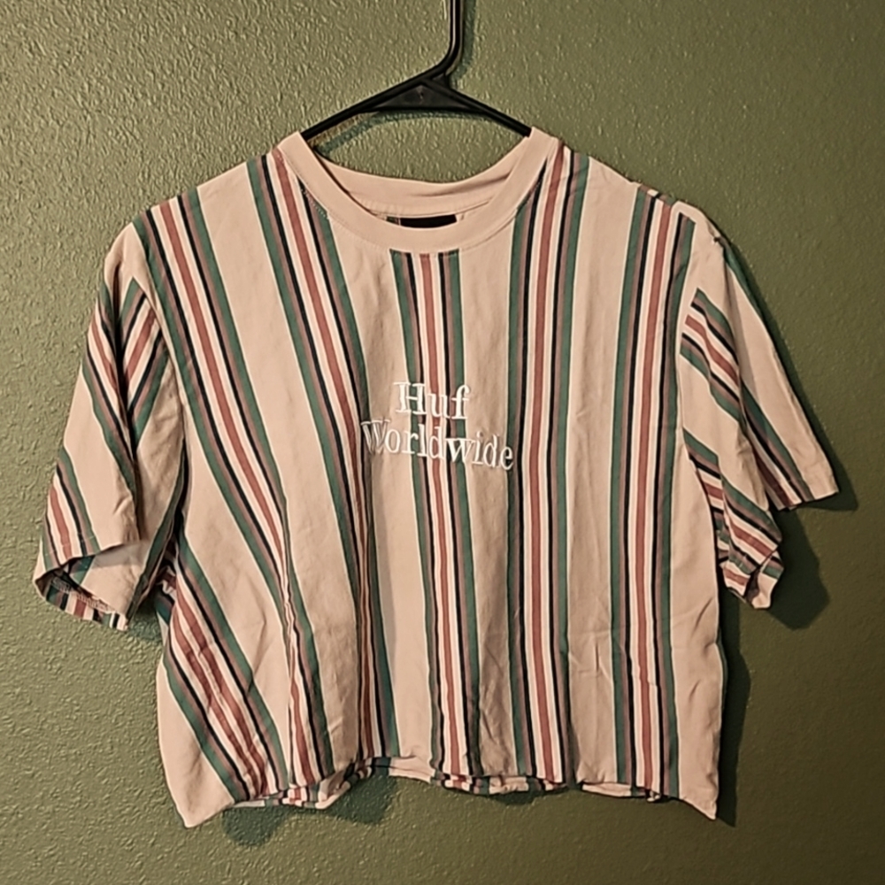 HUF Worldwide large crop shirt